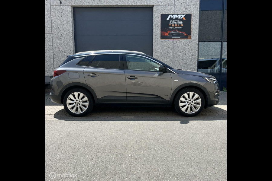 Opel Grandland X 1.6 Turbo Hybrid4 Innovation 2020