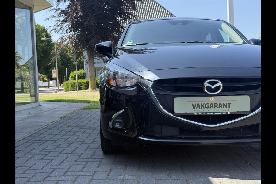 Mazda 2 1.5 SKYACTIV-G Sport Selected | Trekhaak, Cruise control, Navigatie, Parkeercamera, 16 inch, Zeer netjes!