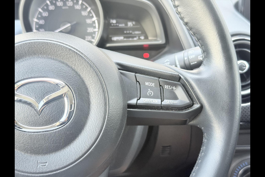 Mazda 2 1.5 SKYACTIV-G Sport Selected | Trekhaak, Cruise control, Navigatie, Parkeercamera, 16 inch, Zeer netjes!
