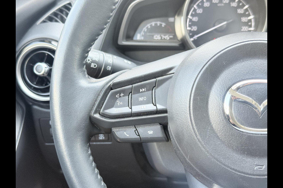 Mazda 2 1.5 SKYACTIV-G Sport Selected | Trekhaak, Cruise control, Navigatie, Parkeercamera, 16 inch, Zeer netjes!