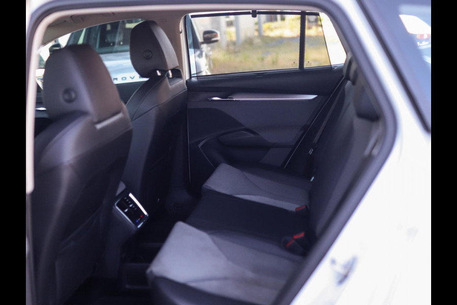 Škoda ENYAQ iV 60 First Edition | Camera | ACC | Stuur/Stoelverw. | Virtual Cockpit