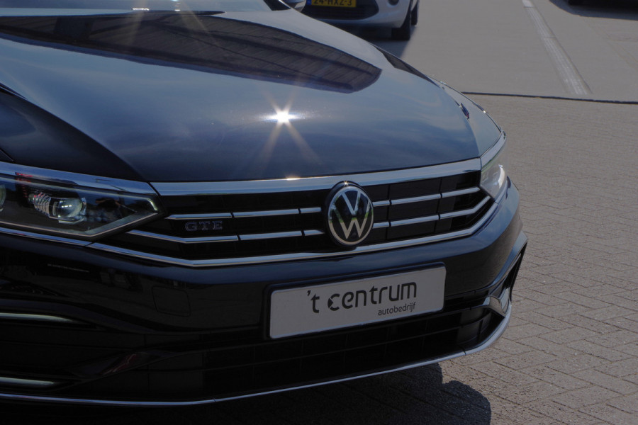 Volkswagen Passat Variant 1.4 TSI 218 PK GTE Business PHEV, Panoramadak, Trekhaak, Adap. Cruise Control.