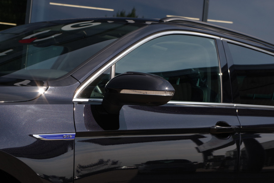 Volkswagen Passat Variant 1.4 TSI 218 PK GTE Business PHEV, Panoramadak, Trekhaak, Adap. Cruise Control.