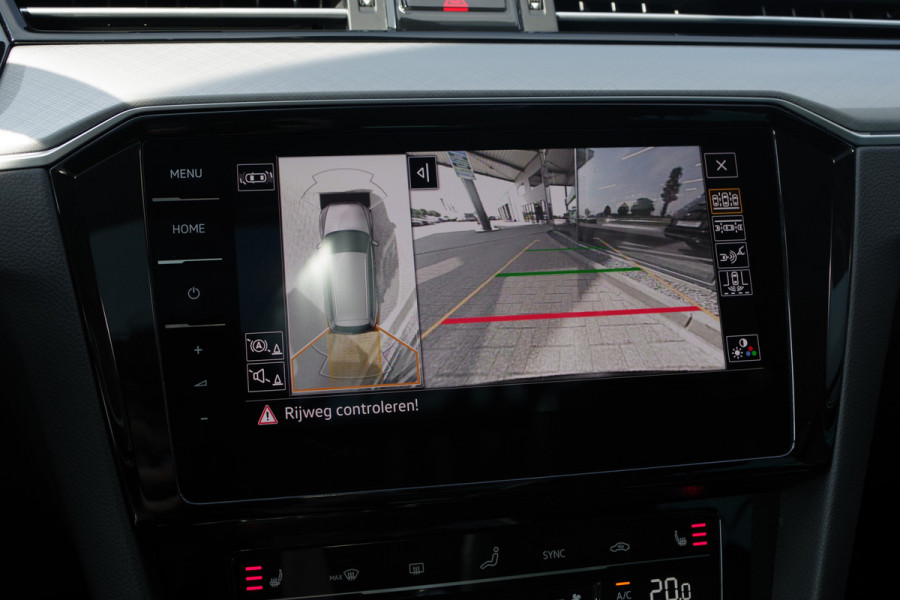 Volkswagen Passat Variant 1.4 TSI 218 PK GTE Business PHEV, Panoramadak, Trekhaak, Adap. Cruise Control.
