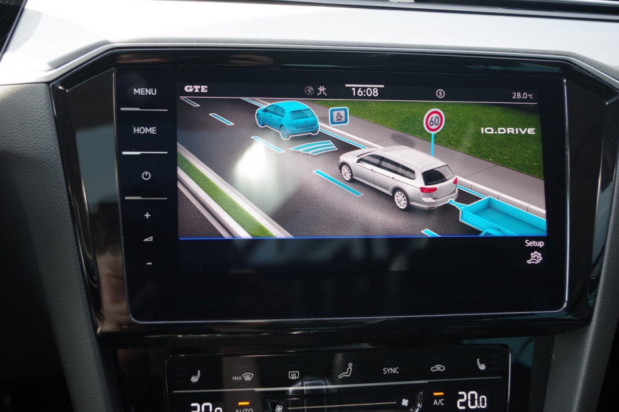 Volkswagen Passat Variant 1.4 TSI 218 PK GTE Business PHEV, Panoramadak, Trekhaak, Adap. Cruise Control.