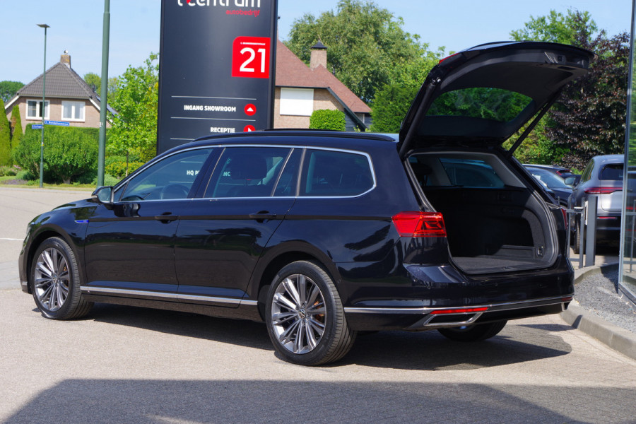 Volkswagen Passat Variant 1.4 TSI 218 PK GTE Business PHEV, Panoramadak, Trekhaak, Adap. Cruise Control.