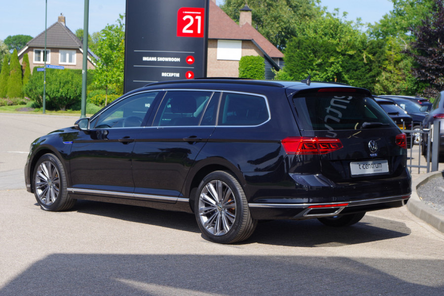 Volkswagen Passat Variant 1.4 TSI 218 PK GTE Business PHEV, Panoramadak, Trekhaak, Adap. Cruise Control.