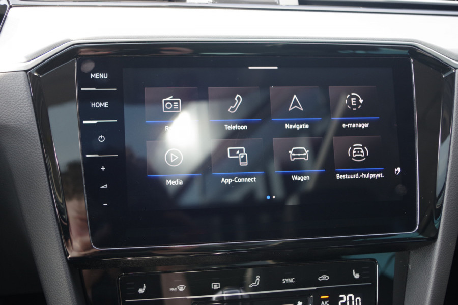 Volkswagen Passat Variant 1.4 TSI 218 PK GTE Business PHEV, Panoramadak, Trekhaak, Adap. Cruise Control.