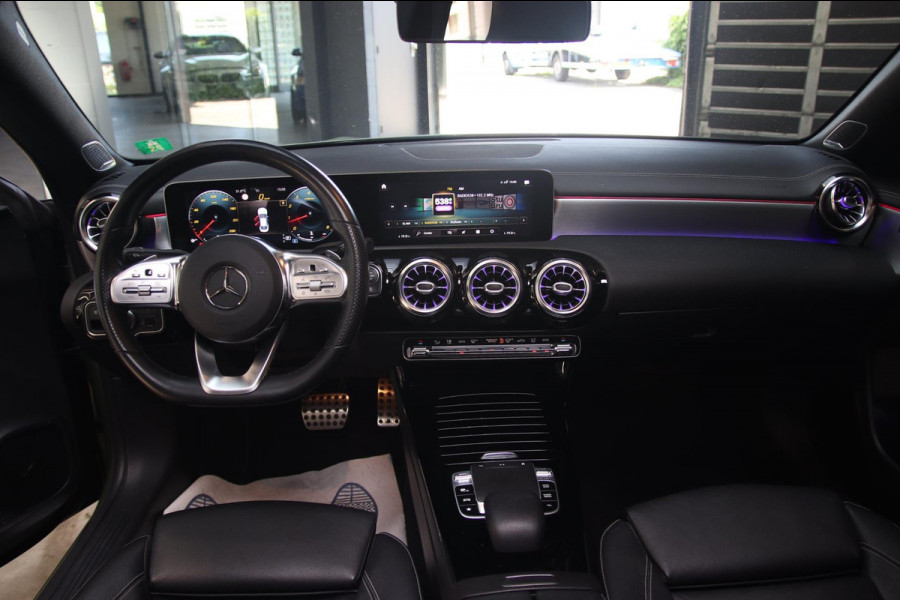 Mercedes-Benz CLA-Klasse 250 AMG PANO-BURMESTER-CAMERA-LEDER