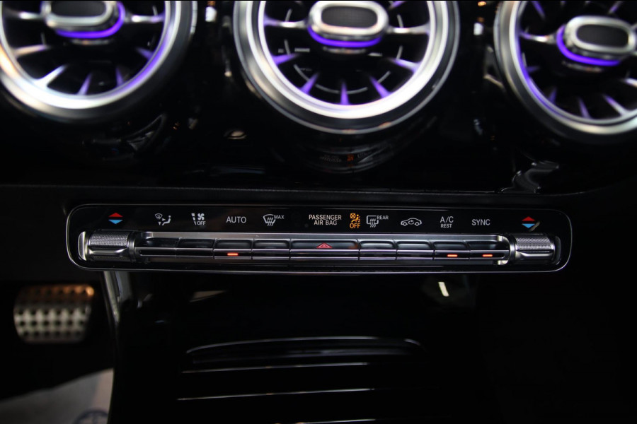 Mercedes-Benz CLA-Klasse 250 AMG PANO-BURMESTER-CAMERA-LEDER