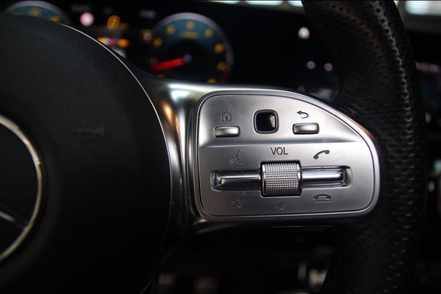 Mercedes-Benz CLA-Klasse 250 AMG PANO-BURMESTER-CAMERA-LEDER