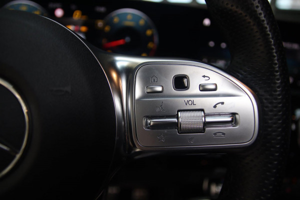 Mercedes-Benz CLA-Klasse 250 AMG PANO-BURMESTER-CAMERA-LEDER