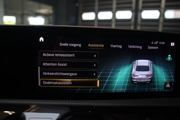 Mercedes-Benz CLA-Klasse 250 AMG PANO-BURMESTER-CAMERA-LEDER