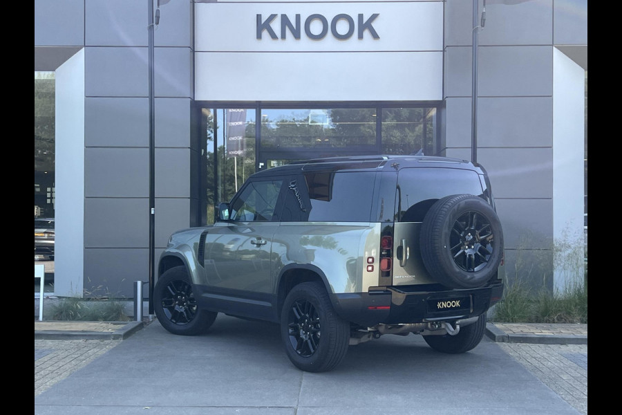 Land Rover Defender Hard Top 3.0 D250 90