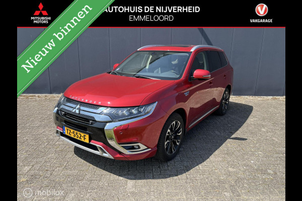 Mitsubishi Outlander 2.4 PHEV Intense+ trekhaak allseason banden