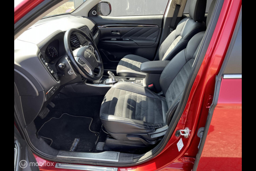 Mitsubishi Outlander 2.4 PHEV Intense+ trekhaak allseason banden