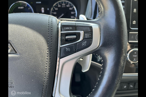 Mitsubishi Outlander 2.4 PHEV Intense+ trekhaak allseason banden