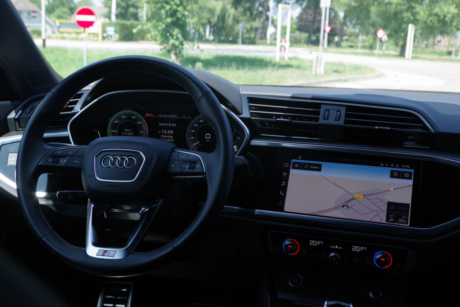 Audi Q3 Sportback 45 TFSI e 245 PK S-Line Edition PHEV, Sonos Sound, Elek. Trekhaak, Camera, DAB