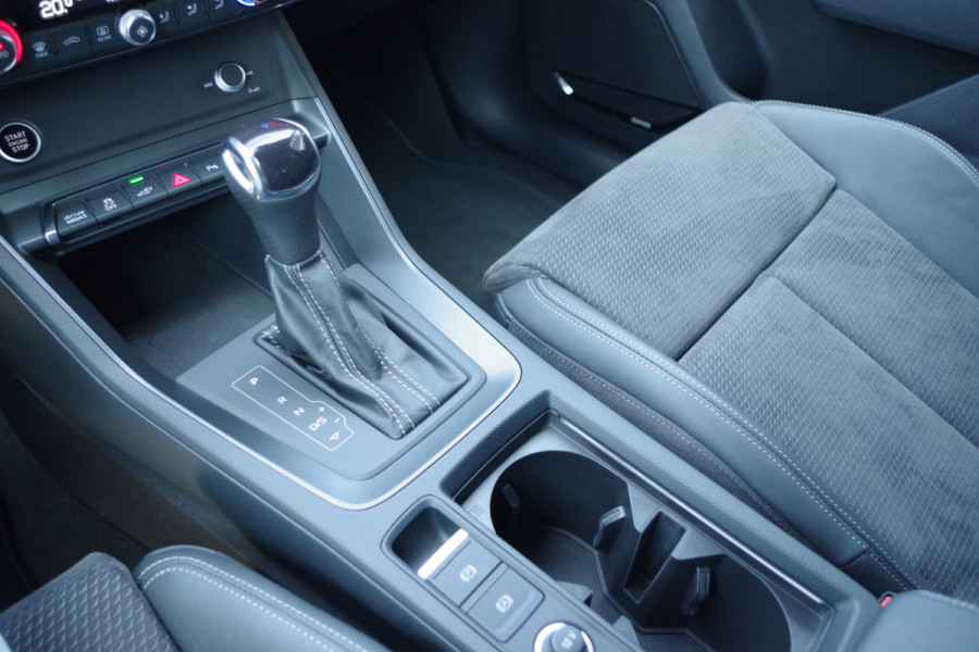 Audi Q3 Sportback 45 TFSI e 245 PK S-Line Edition PHEV, Sonos Sound, Elek. Trekhaak, Camera, DAB