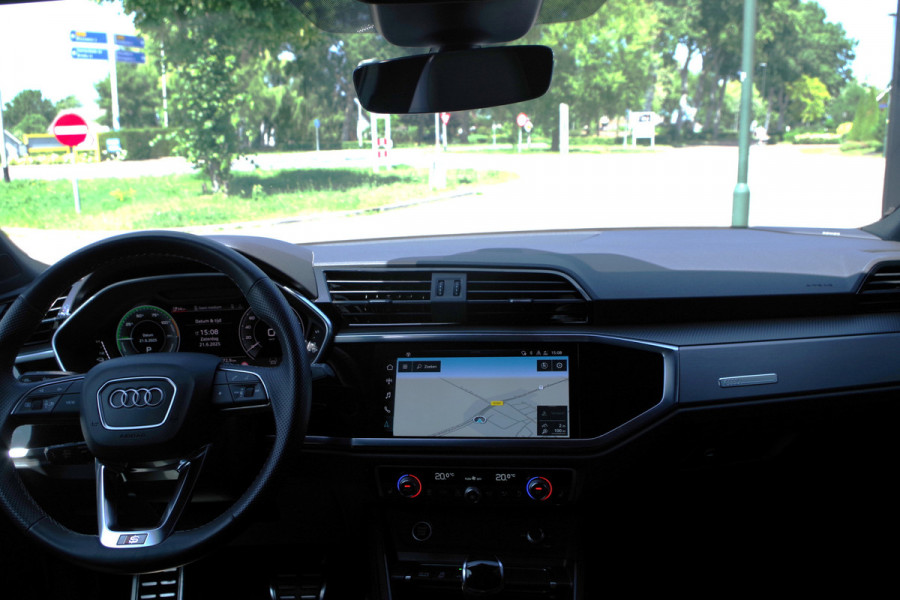 Audi Q3 Sportback 45 TFSI e 245 PK S-Line Edition PHEV, Sonos Sound, Elek. Trekhaak, Camera, DAB