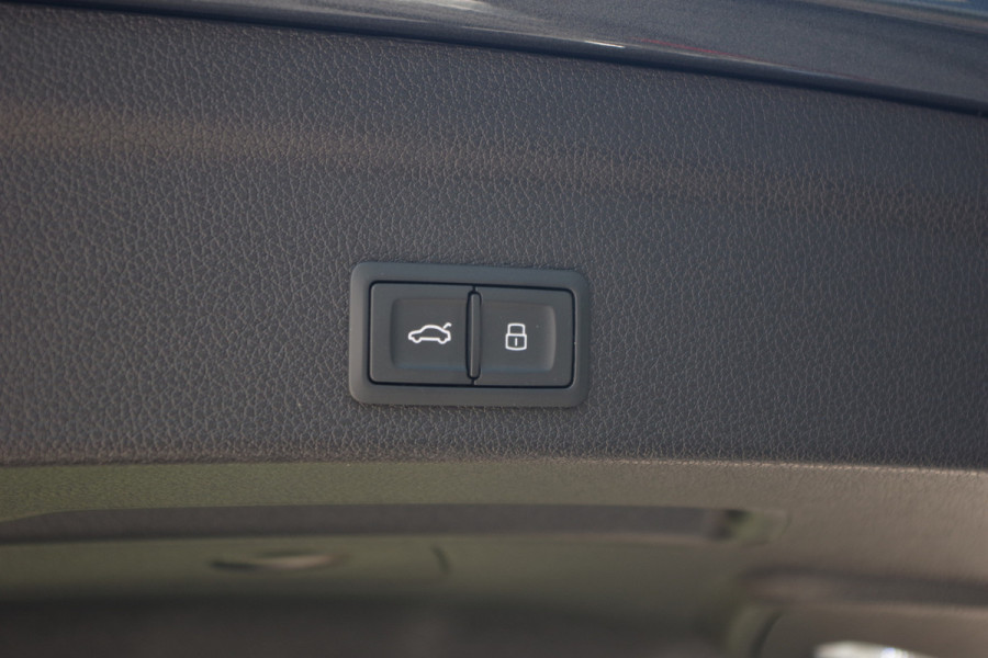 Audi Q3 Sportback 45 TFSI e 245 PK S-Line Edition PHEV, Sonos Sound, Elek. Trekhaak, Camera, DAB