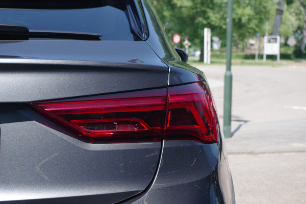 Audi Q3 Sportback 45 TFSI e 245 PK S-Line Edition PHEV, Sonos Sound, Elek. Trekhaak, Camera, DAB