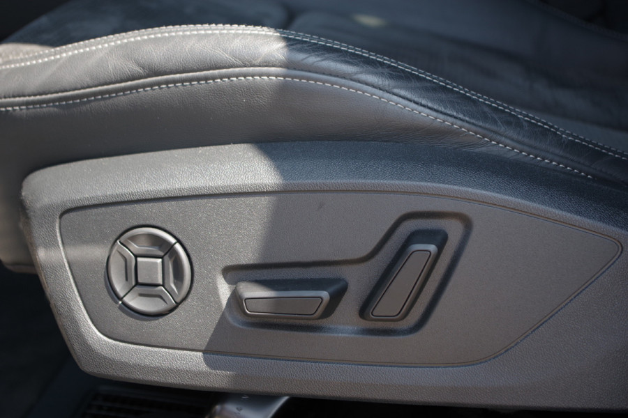 Audi Q3 Sportback 45 TFSI e 245 PK S-Line Edition PHEV, Sonos Sound, Elek. Trekhaak, Camera, DAB