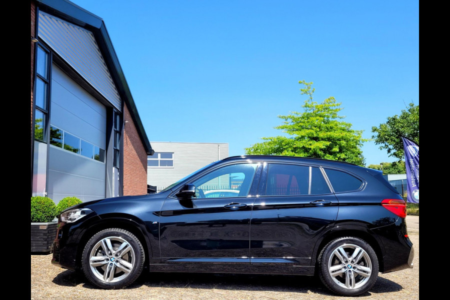BMW X1 SDrive20i M-sport, Camera, Harman K. (Dealer-onderhouden)