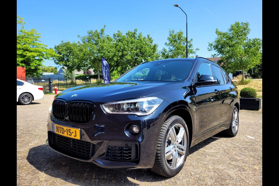 BMW X1 SDrive20i M-sport, Camera, Harman K. (Dealer-onderhouden)