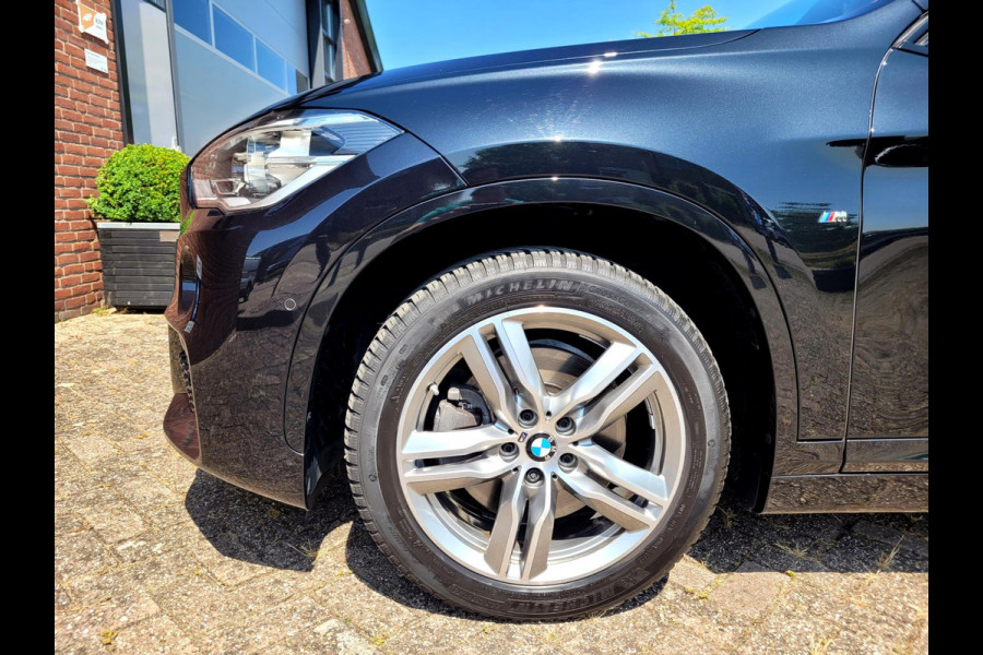 BMW X1 SDrive20i M-sport, Camera, Harman K. (Dealer-onderhouden)