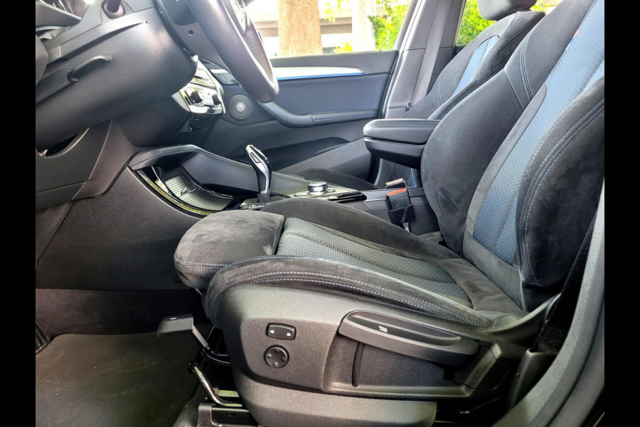 BMW X1 SDrive20i M-sport, Camera, Harman K. (Dealer-onderhouden)
