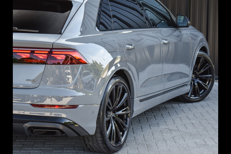 Audi Q8 60 TFSI e quattro Pro Line S Competition | B&O ADVANCED | PANORAMADAK | MASSAGE STOELEN | 4 WIEL BESTURING | ALCANTARE HEMEL | S