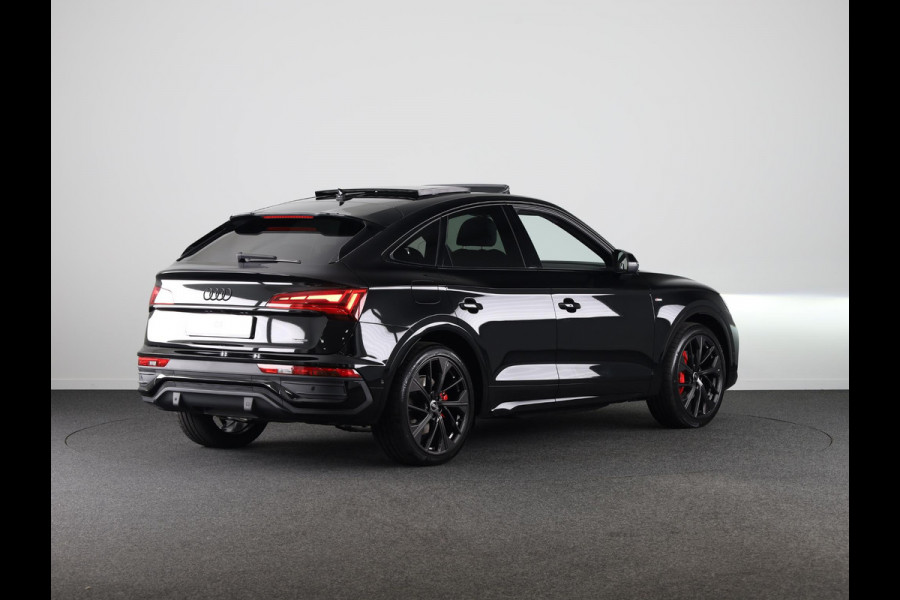 Audi Q5 Sportback 50 TFSI e S edition Competition 299pk | Luchtvering | Panoramadak | Nappa leder | ACC | B&O | Keyless