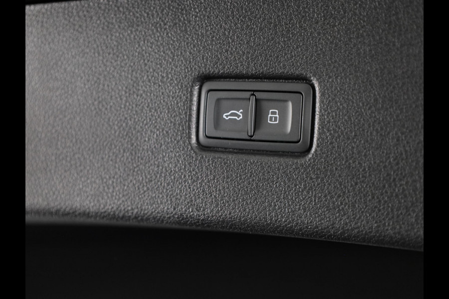 Audi Q5 Sportback 50 TFSI e S edition Competition 299pk | Luchtvering | Panoramadak | Nappa leder | ACC | B&O | Keyless