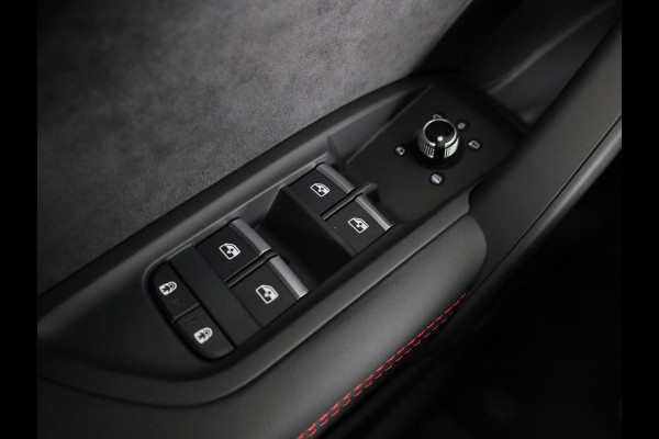 Audi Q5 Sportback 50 TFSI e S edition Competition 299pk | Luchtvering | Panoramadak | Nappa leder | ACC | B&O | Keyless