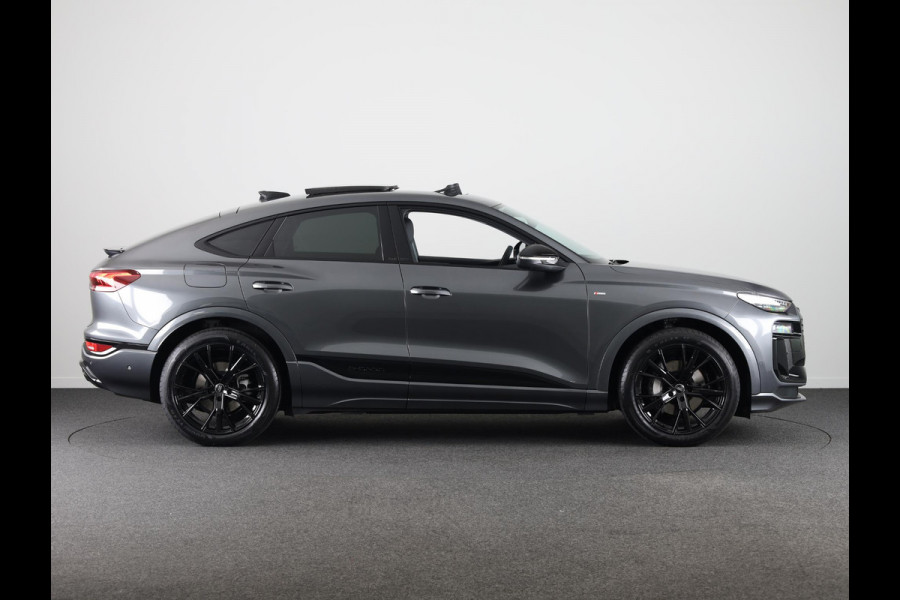 Audi Q6 Sportback e-tron Advanced edition 83 kWh 252pk | Panoramadak | Lederen bekleding | Luchtvering | 21 inch Lichtmetalen velgen