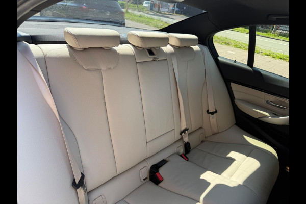 BMW 3-serie 320i Edition M Sport Shadow | Airco | Cruise