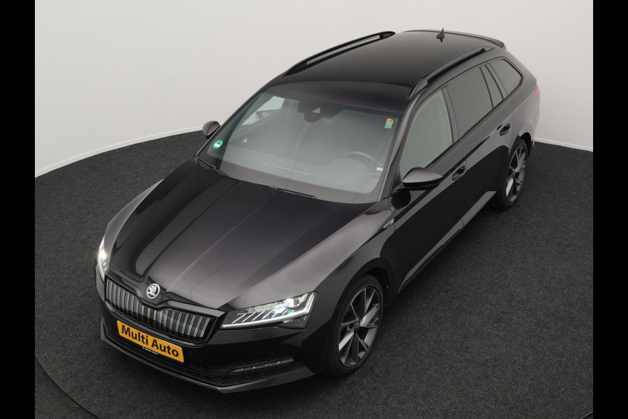 Škoda Superb Combi 1.4 TSI iV Sportline Plug In Hybrid 218pk PHEV | Trekhaak af Fabriek | Adaptive Cruise | Alcantara RS Sportstoelen Verwarmd | Canton Audio | 19"L.M |  | Chrystal LED | Virtual |