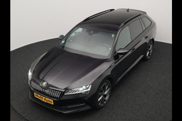Škoda Superb Combi 1.4 TSI iV Sportline Plug In Hybrid 218pk PHEV | Trekhaak af Fabriek | Adaptive Cruise | Alcantara RS Sportstoelen Verwarmd | Canton Audio | 19"L.M |  | Chrystal LED | Virtual |