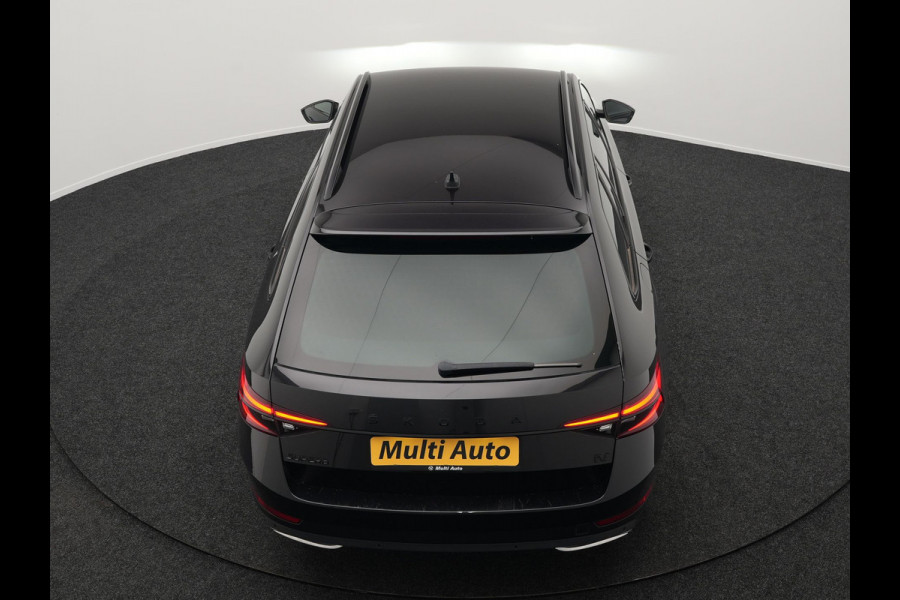 Škoda Superb Combi 1.4 TSI iV Sportline Plug In Hybrid 218pk PHEV | Trekhaak af Fabriek | Adaptive Cruise | Alcantara RS Sportstoelen Verwarmd | Canton Audio | 19"L.M |  | Chrystal LED | Virtual |