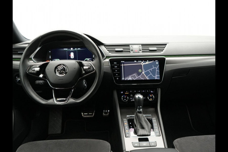 Škoda Superb Combi 1.4 TSI iV Sportline Plug In Hybrid 218pk PHEV | Trekhaak af Fabriek | Adaptive Cruise | Alcantara RS Sportstoelen Verwarmd | Canton Audio | 19"L.M |  | Chrystal LED | Virtual |