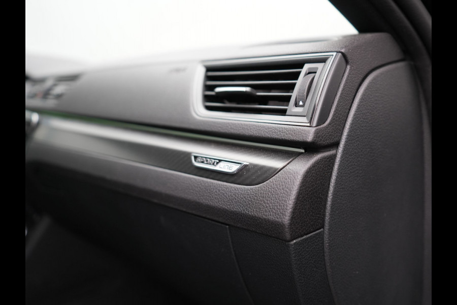 Škoda Superb Combi 1.4 TSI iV Sportline Plug In Hybrid 218pk PHEV | Trekhaak af Fabriek | Adaptive Cruise | Alcantara RS Sportstoelen Verwarmd | Canton Audio | 19"L.M |  | Chrystal LED | Virtual |
