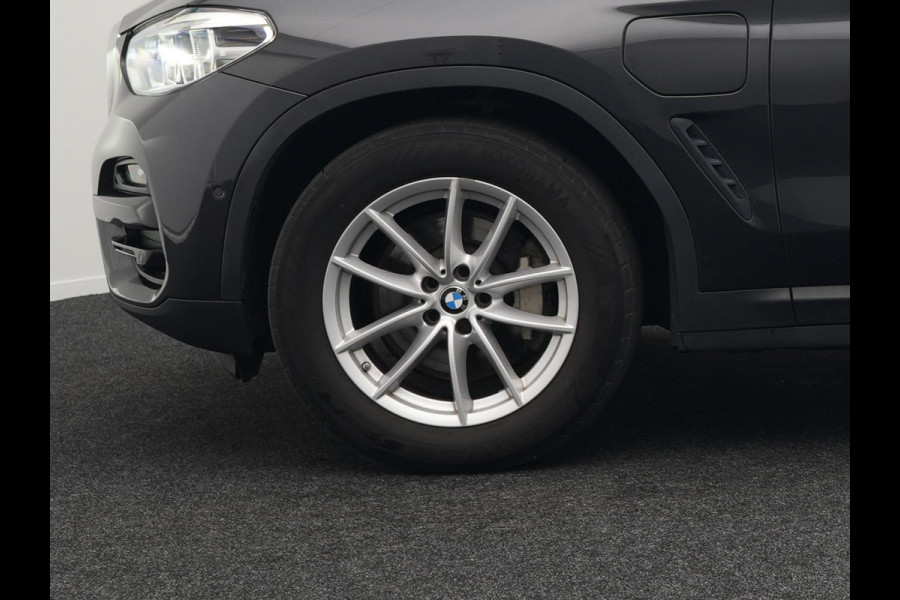 BMW X3 xDrive30e Executive Plug In Hybrid 293pk PHEV | Trekhaak af Fabriek | Head Up | Keyless | Sportstoelen Verwamd | Adaptive LED |  Apple Carplay | Navi Full Map | 18"L.M |