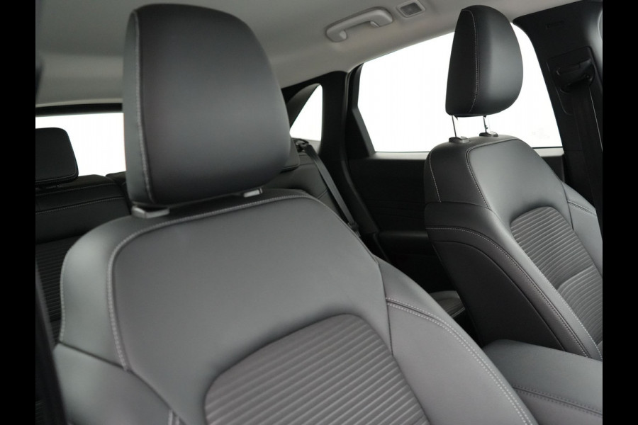 Ford Kuga 2.5 Titanium Plug In Hybrid 225pk PHEV | Camera | B&O Sound |  Apple Carplay | Stuur & Stoelverwarming | Virtual | Navi Full Map | Keyless | El. Achterklep |