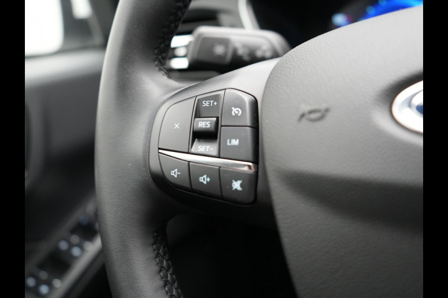 Ford Kuga 2.5 Titanium Plug In Hybrid 225pk PHEV | Camera | B&O Sound |  Apple Carplay | Stuur & Stoelverwarming | Virtual | Navi Full Map | Keyless | El. Achterklep |