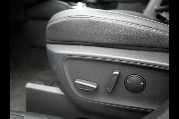 Ford Kuga 2.5 Titanium Plug In Hybrid 225pk PHEV | Camera | B&O Sound |  Apple Carplay | Stuur & Stoelverwarming | Virtual | Navi Full Map | Keyless | El. Achterklep |