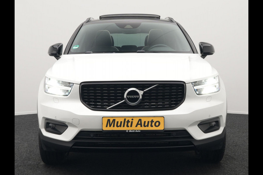 Volvo XC40 T5 Recharge R-Design Plug In Hybrid 261pk Dealer O.H. PHEV | Panodak | Alcantara Sportstoelen | Adaptive Cruise | Pilot Assist | Navigatie | Camera | DAB | Stoel & Stuurverwarming | L.M. 20" |
