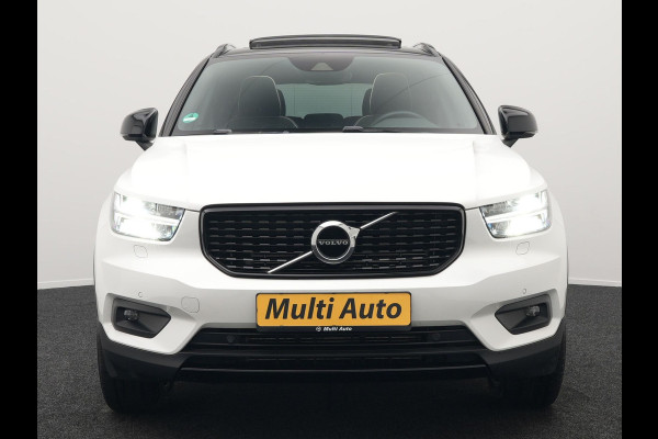Volvo XC40 T5 Recharge R-Design Plug In Hybrid 261pk Dealer O.H. PHEV | Panodak | Alcantara Sportstoelen | Adaptive Cruise | Pilot Assist | Navigatie | Camera | DAB | Stoel & Stuurverwarming | L.M. 20" |
