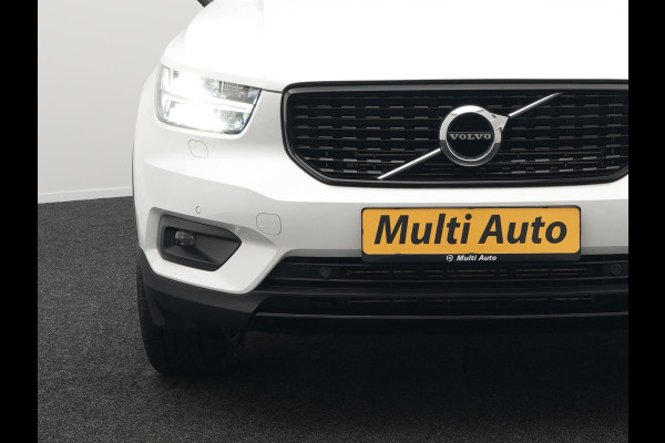 Volvo XC40 T5 Recharge R-Design Plug In Hybrid 261pk Dealer O.H. PHEV | Panodak | Alcantara Sportstoelen | Adaptive Cruise | Pilot Assist | Navigatie | Camera | DAB | Stoel & Stuurverwarming | L.M. 20" |
