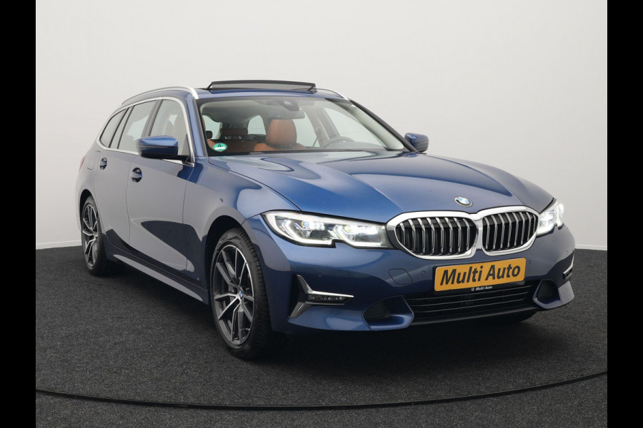 BMW 3 Serie Touring 330e xDrive Luxury Line Plug In Hybrid 293pk PHEV | Panodak | Trekhaak af Fabriek | Laser LED | Head Up | Adaptive Onderstel | Harman Kardon | Camera | Keyless |